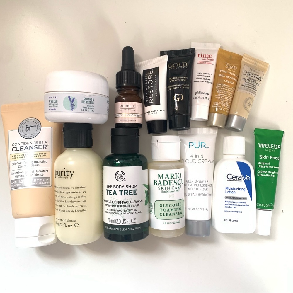 Travel size skincare bundle